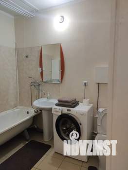 2-к квартира, посуточно, 64м2, 1/17 этаж